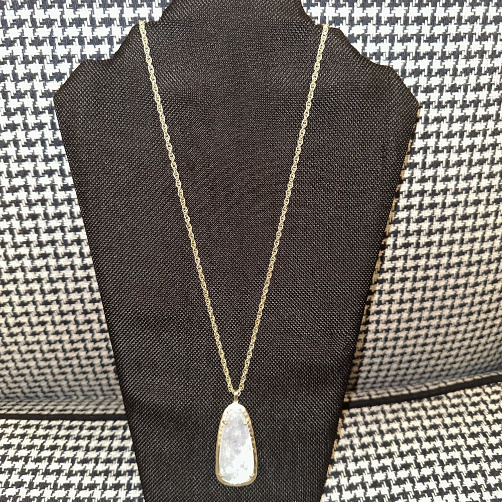 Kendra Scott Gold and Ivory Pendant Necklace